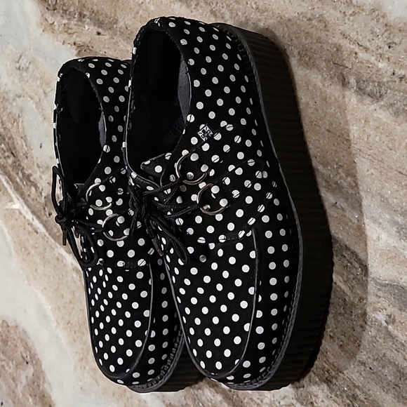 T.U.K sz M7/W9 Black & White Polka Dot Suede Creepers - Picture 7 of 14